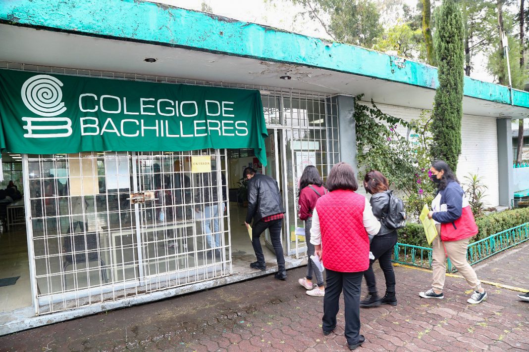 En Colegio de Bachilleres, más de 92 mil estudiantes, docentes y personal administrativo inician clases presenciales