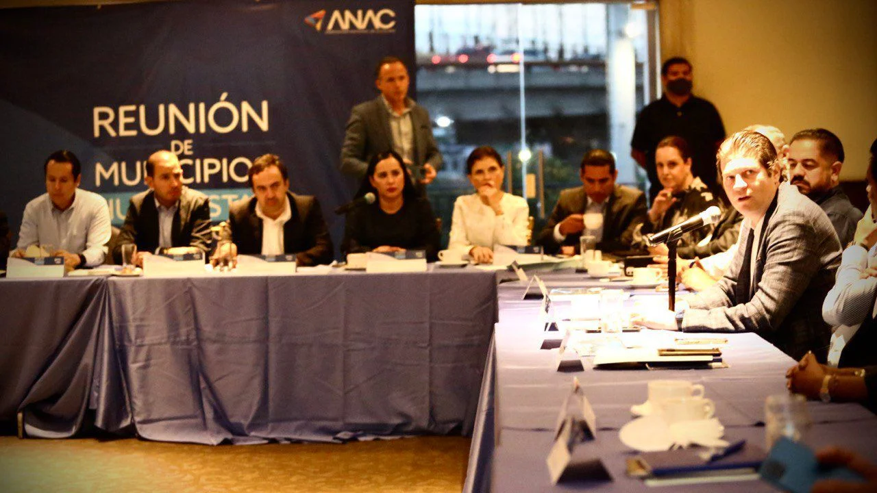 TRABAJO CONJUNTO ENTRE INSTITUCIONES SANDRA CUEVAS