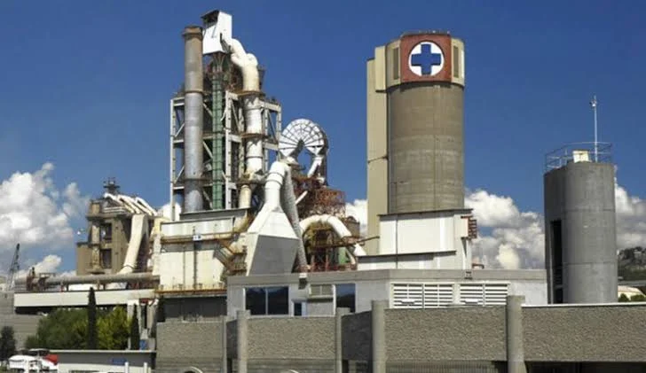 DENUNCIAN COOPERATIVISTAS DE CRUZ AZUL QUE CFE CORTÓ LA LUZ