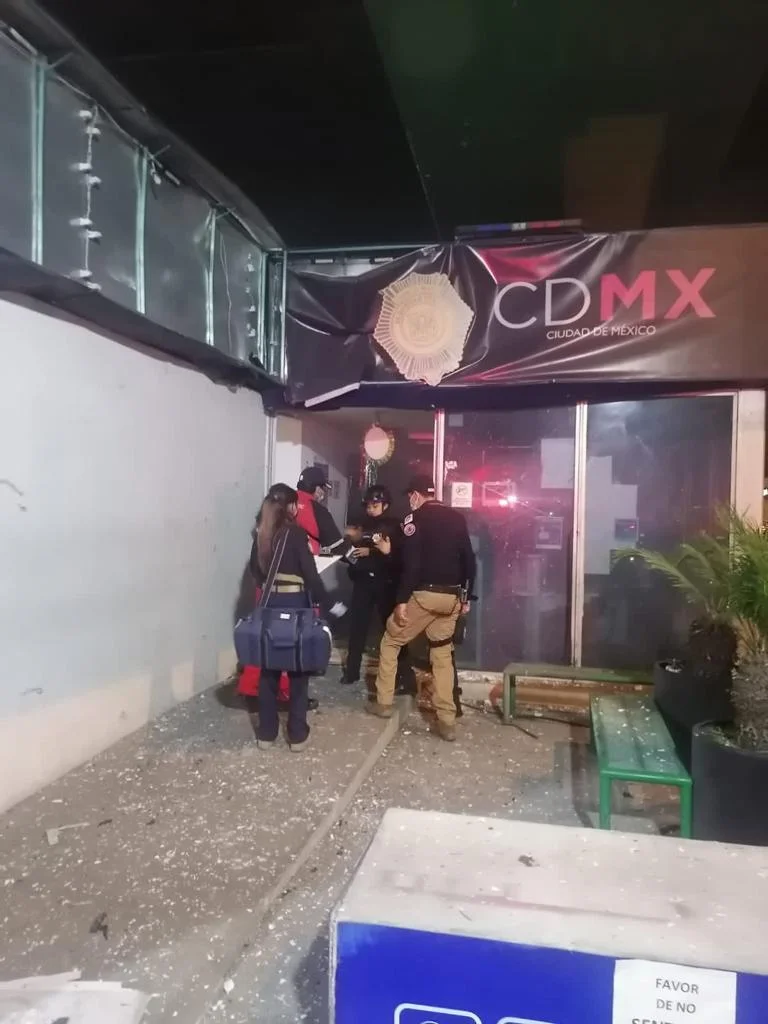 EXPLOSIÓN EN ESTACIÓN DE POLICÍAS EN ALCALDÍA CUAUHTÉMOC, CDMX