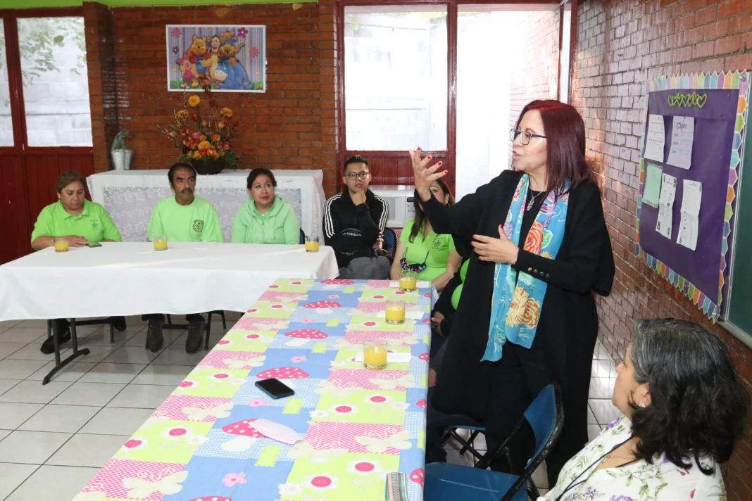 TRANSFORMAR EL QUEHACER EDUCATIVO NACIONAL