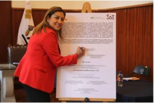 TLALPAN FIRMA CONVENIO CON LA IUC