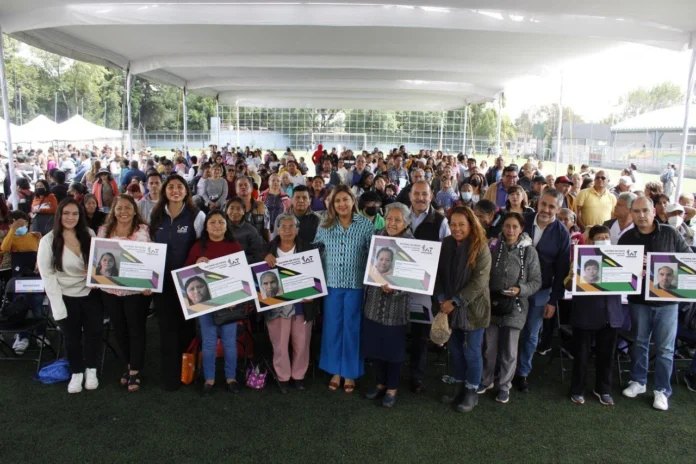 ENTREGA DE TARJETAS PARA PIPAS DE AGUA A 2 MIL 700 USUARIOS