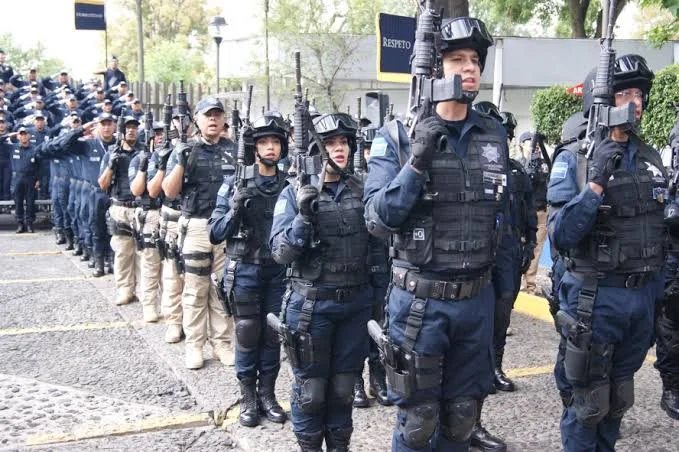 CÁLCULOS POLÍTICOS PARA EL 24 / DESDE CABINA 