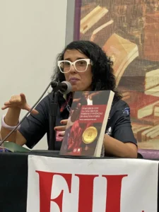CURADURÍA FEMINISTA: ARTE QUE TRANSFORMA MUSEOS Y SOCIEDAD