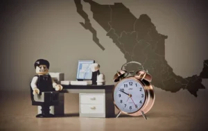 TRABAJAR MÁS NO NOS HACEN MEJORES