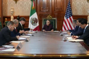 CLAUDIA SHEINBAUM: LIDERAZGO DUAL