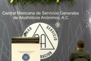 ALCOHÓLICOS ANÓNIMOS: 90 AÑOS