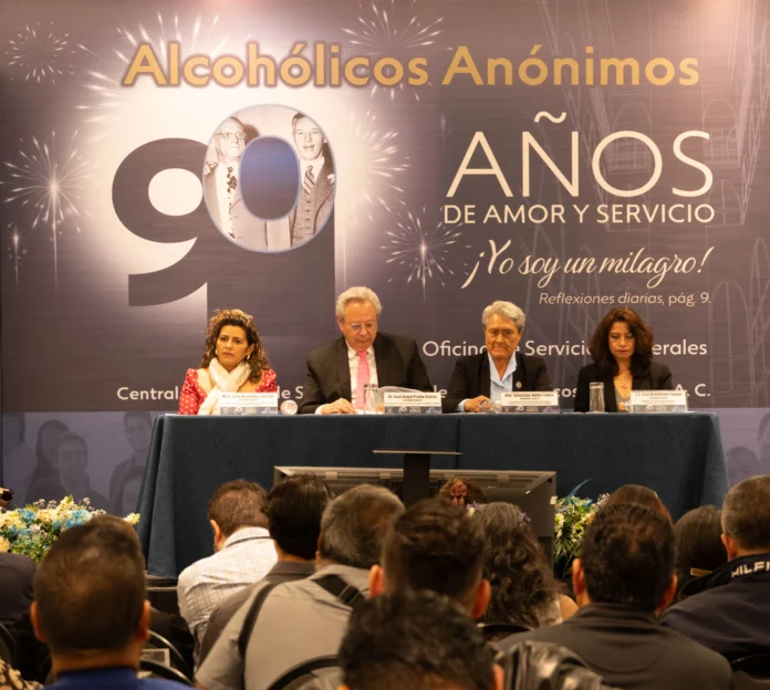 ALCOHÓLICOS ANÓNIMOS: 90 AÑOS