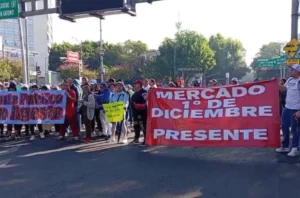 MERCADOS EN PIE DE LUCHA ANTE DESPOJO 