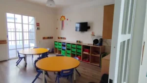 “DESDE ADENTRO: VOCES DEL KINDER KENT ANTE LA TORMENTA”