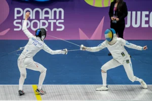 ESPADAS ROTAS EL DEPORTE JUVENIL TRAICIONADO POR LA POLÍTICA