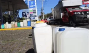 GASOLINA CON AGUA: EL FRAUDE QUE NADIE DETIENE