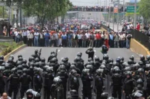 LA REPRESIÓN DISFRAZADA DE REDENCIÓN | BITÁCORA DE LA LUNA