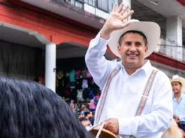 NOSOTROS MANDAMOS AQUÍ | DESDE CABINA