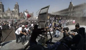 ENTRE LO SOCIAL Y LO POLÍTICO | LUMINISCENCIA