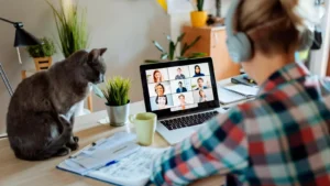 "SEGUROS EN MÉXICO CRECEN 9% POR AUGE DEL TRABAJO HÍBRIDO" 