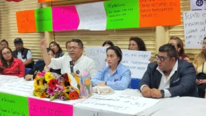 MERCADOS DENUNCIAN PERSECUCIÓN Y DELITOS