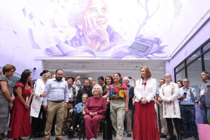 Inauguración de la Utopía Elena Poniatowska Amor en Coyoacán con Clara Brugada y Elena Poniatowska
