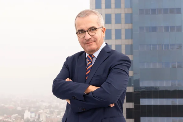 Luis Carlos Ugalde reflexiona sobre democracia y libertad en México