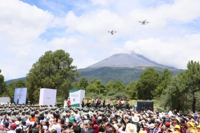 Claudia Sheinbaum y Alejandro Armenta en Jornada Nacional de Reforestación en Iztaccíhuatl, Puebla