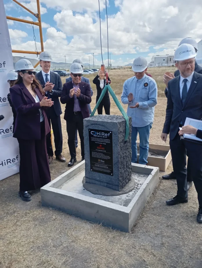 HiRef coloca primera piedra de su planta para centros de datos e inteligencia artificial en Villa de Tezontepec, Hidalgo